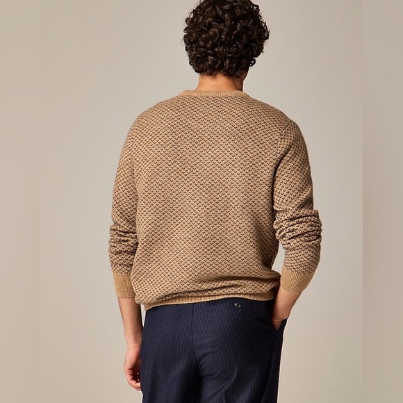 NWT J. Crew Men’s Rugged Merino Wool Bird’s Eye Sweater in Tan/Navy Size XL - Picture 3 of 13